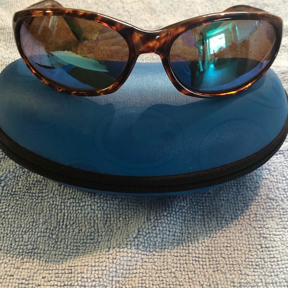 Costa Del Mar Sunglasses MP2-10